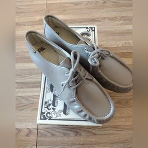 SAS Mocha  Siesta Comfort Tie Women's Size 10 Loafers